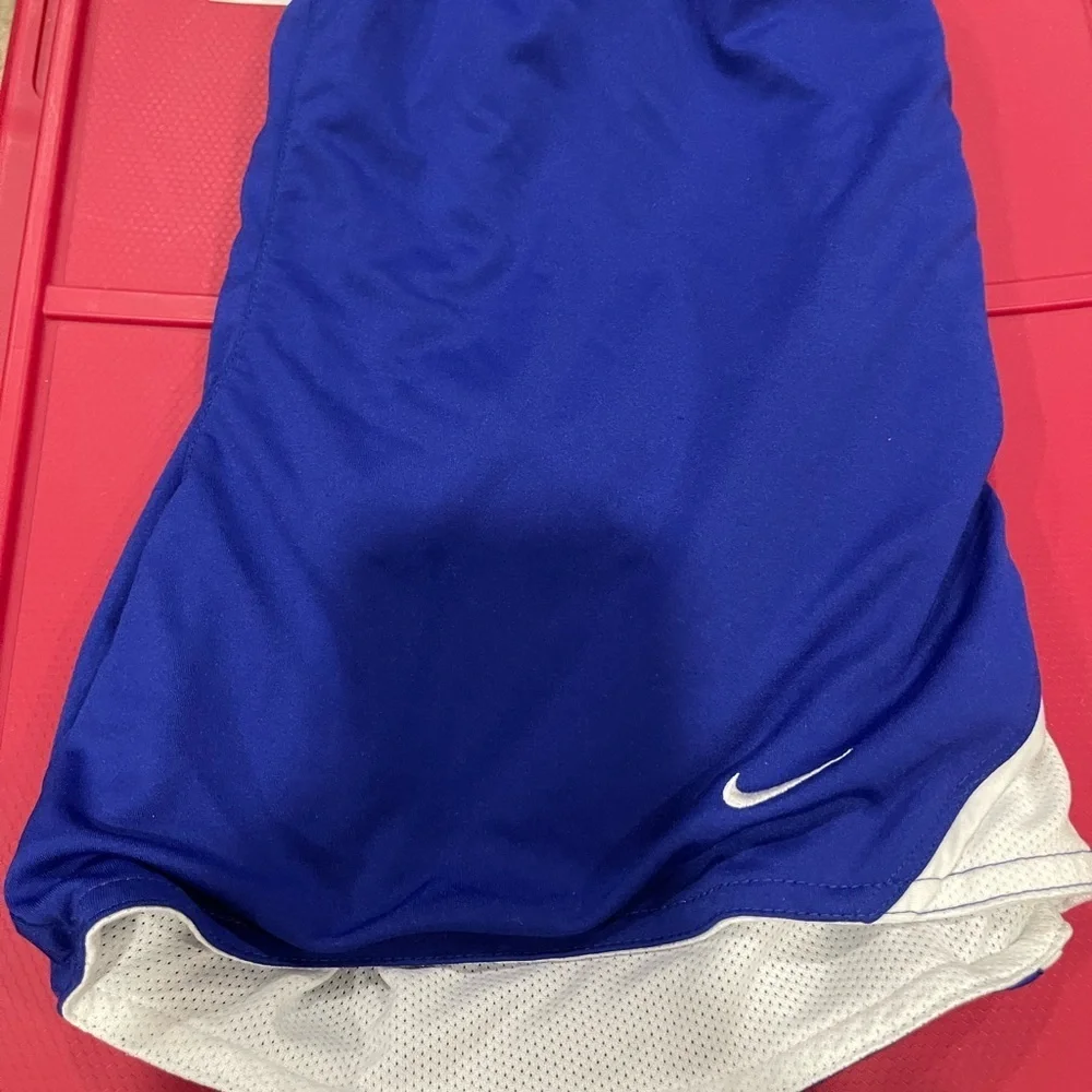 Nike Blue Athletic Shorts Medium 8-10 NEW